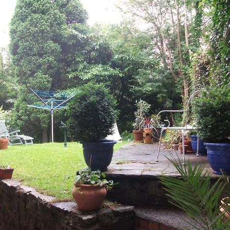 Judy'S B&B Private Home Кардифф Экстерьер фото
