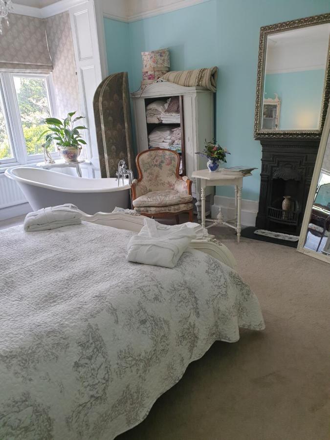 Judy'S B&B Private Home Кардифф Экстерьер фото