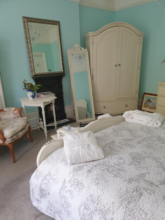 Judy'S B&B Private Home Кардифф Экстерьер фото
